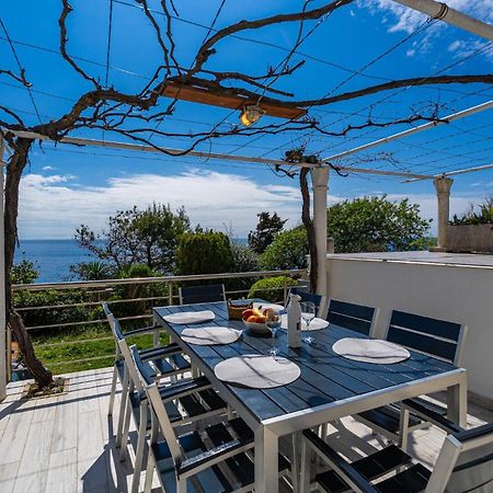 Cozy Apartment In Dubrovnik With House Sea View Екстериор снимка