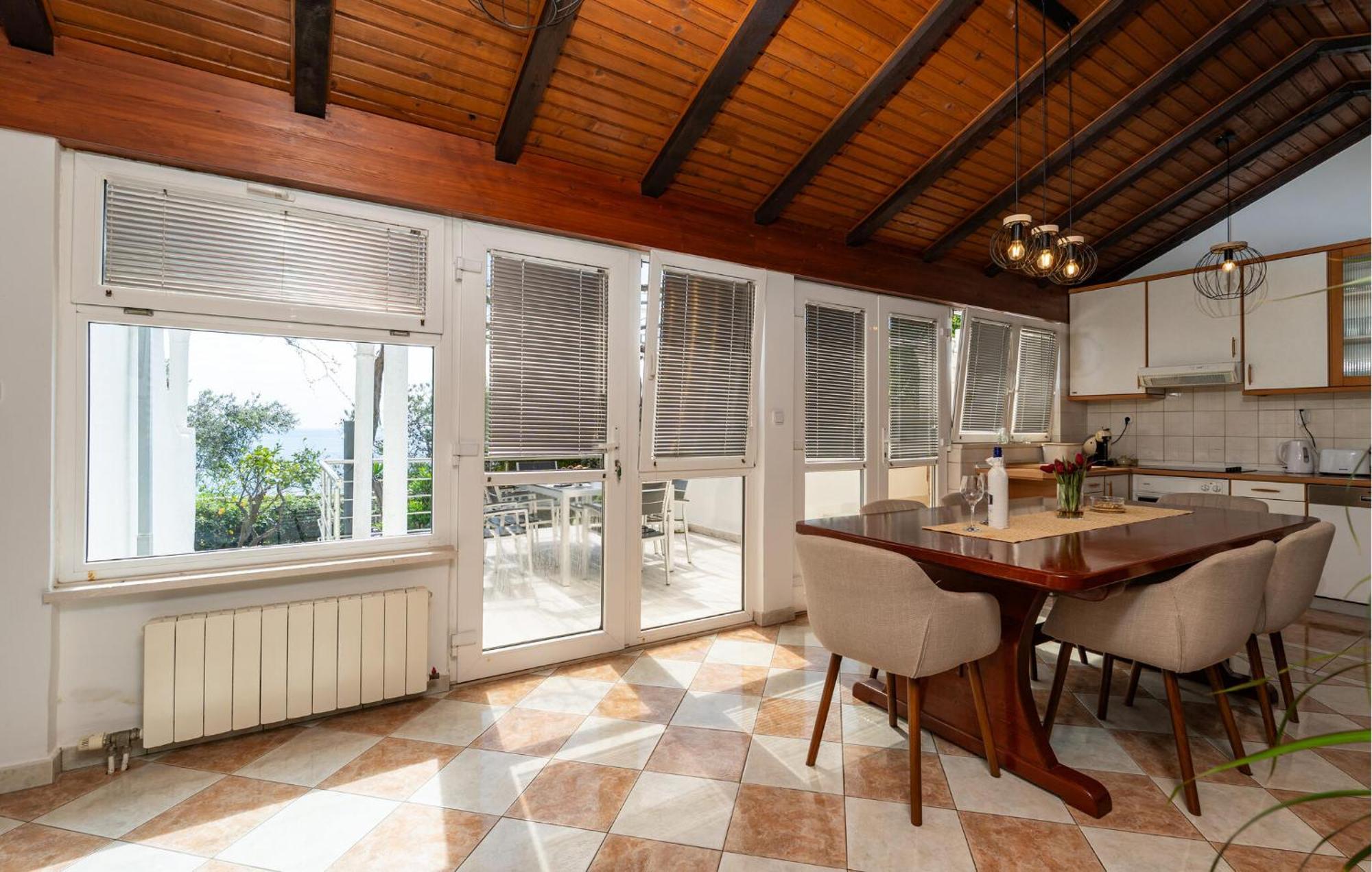 Cozy Apartment In Dubrovnik With House Sea View Екстериор снимка