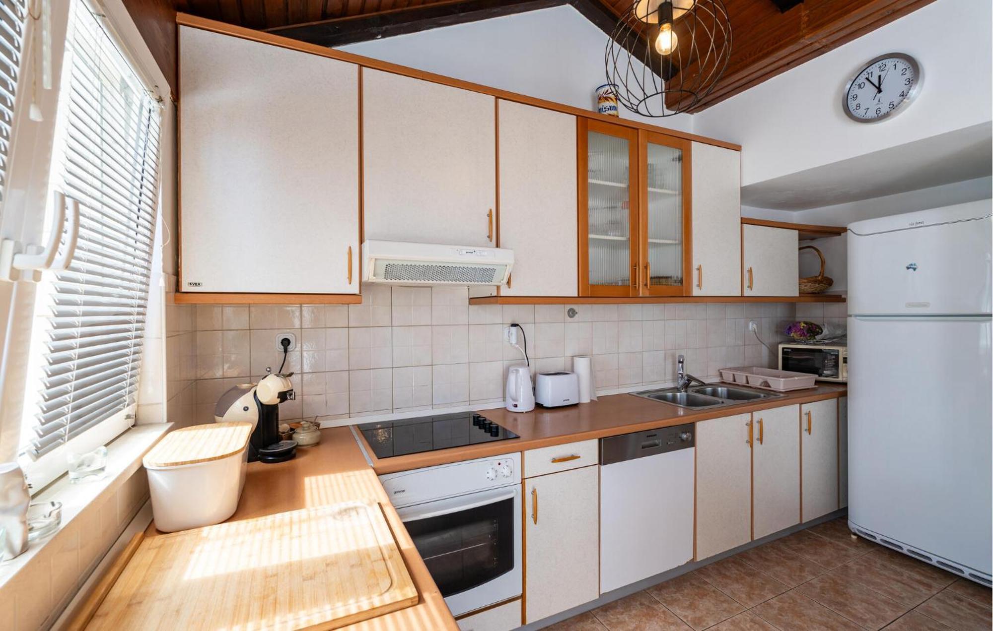 Cozy Apartment In Dubrovnik With House Sea View Екстериор снимка